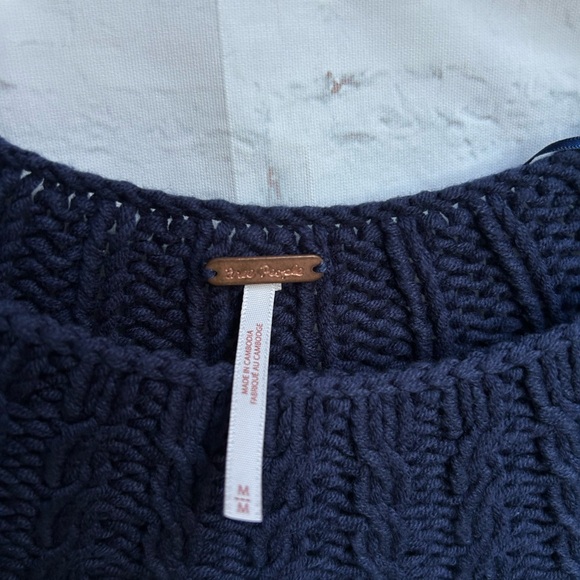 FREE PEOPLE Sandre
Pullover OB1757383 Blue size Medium M NWOT $148 - Picture 11 of 16